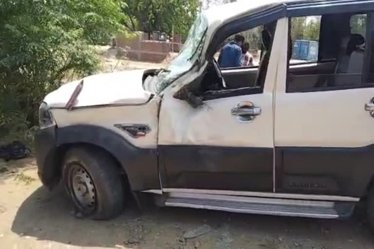 3 people injured in road accident in hazaribag