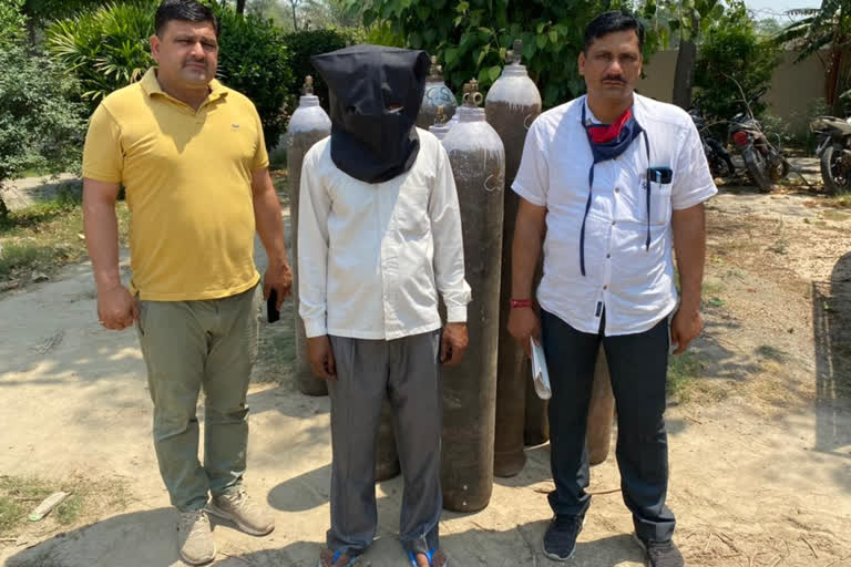 accused arrest empty cylinder panipat