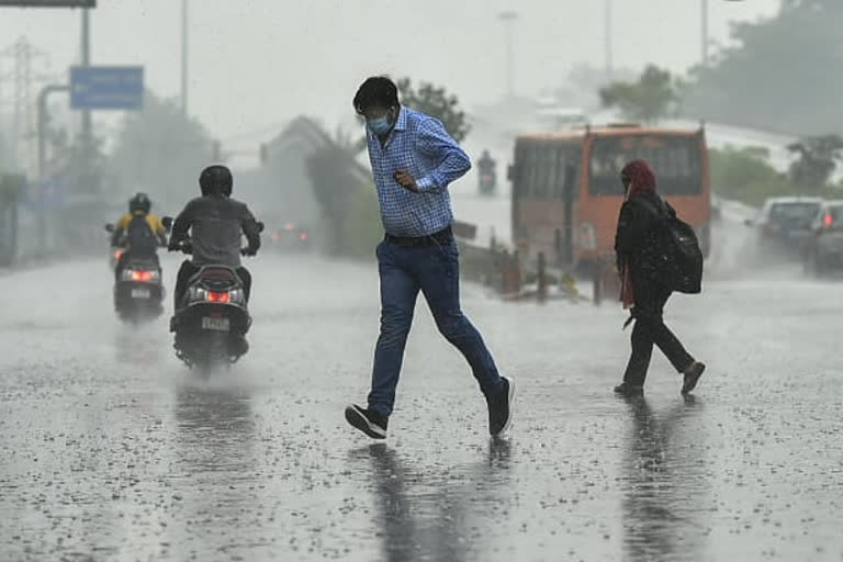 The possibility of rain with thunderstorms in Koppal