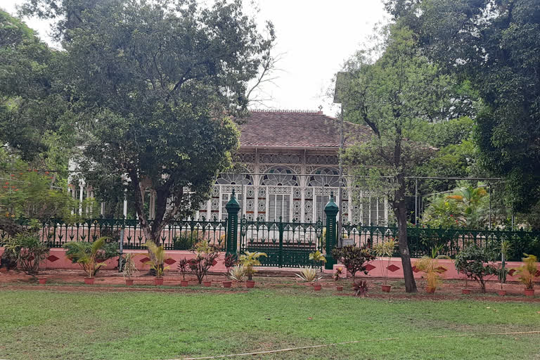 করোনা আবহে শূন্য শান্তিনিকেতন, কবিগুরুর জন্মদিনে বন্ধ সব অনুষ্ঠান