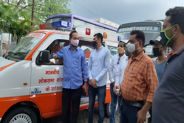 member-of-parliament-vidut-varan-mahato-gave-14-ambulances