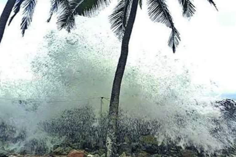 കടലാക്രമണം  കടലാക്രമണ ഭീഷണി  sea attack  ജില്ലാ കളക്ടർ  District Collector