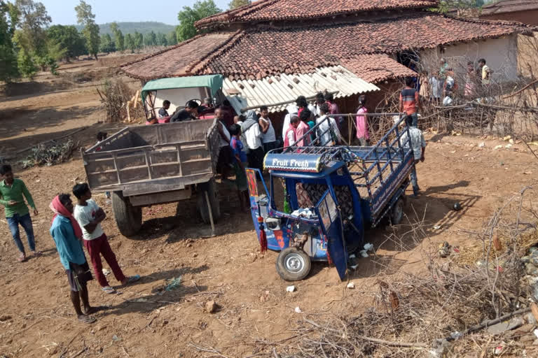 one worker died in road accident in latehar