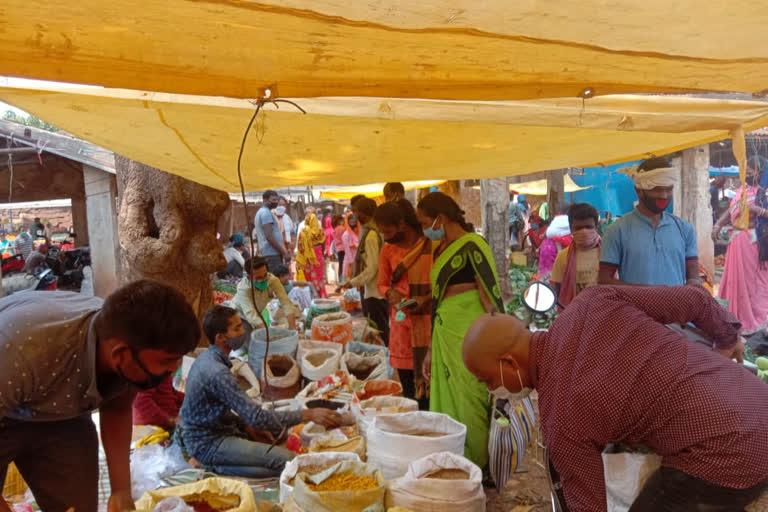 violation of corona guideline in vegetable market in ranchi