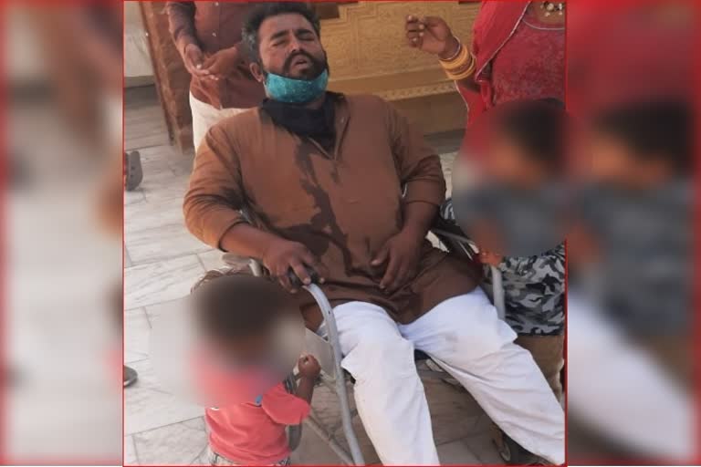 Talib khan dies on wheelchair, Lack of oxygen in jaisalmer, जैसलमेर में मांगणियार गायक