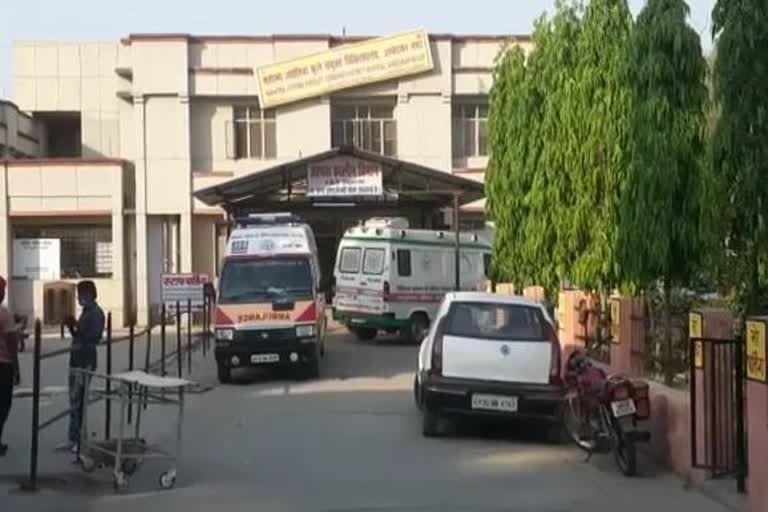 امبیڈکر نگر میں شراب پینے سے چار لوگوں کی موت