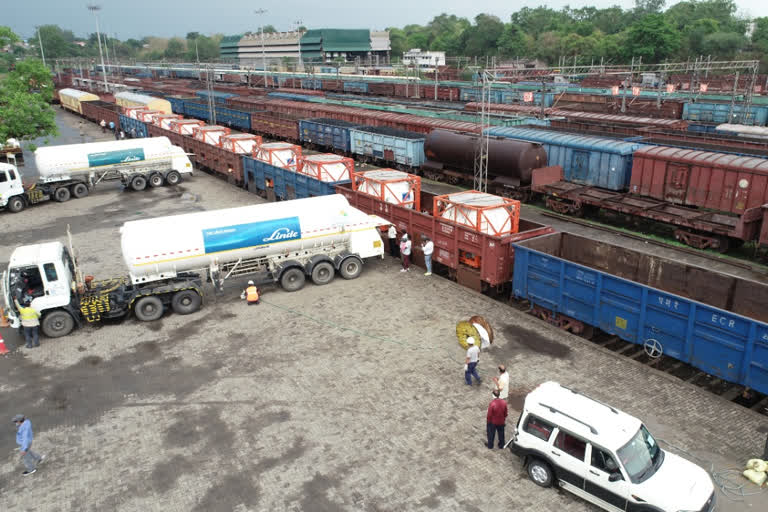 oxygen sent from jamshedpur to up and hyderabad