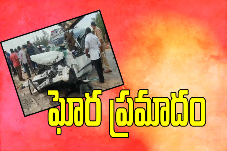 raod accident at peddapuram