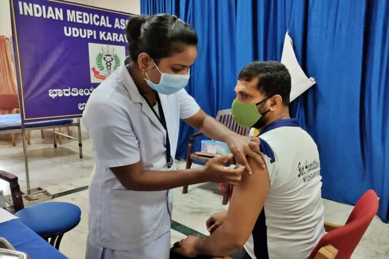 Corona Vaccination Camp for Journalists