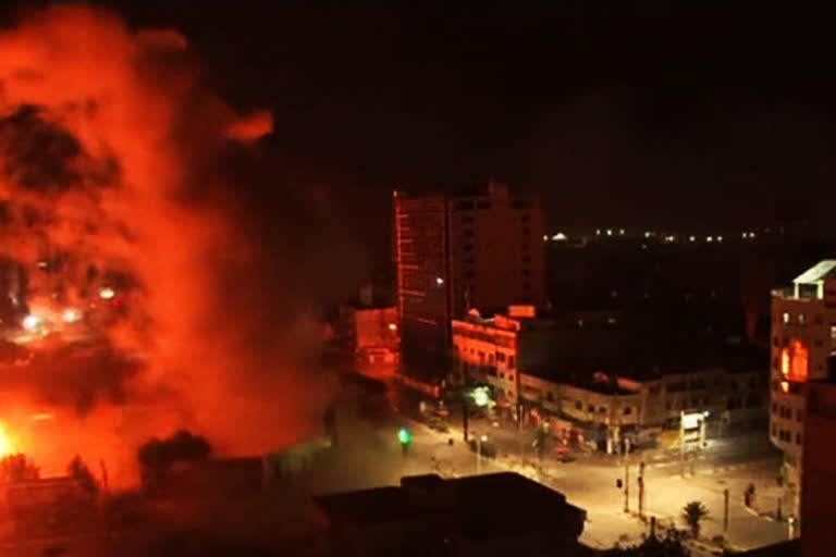 Israeli airstrike hits metres from AP Gaza office