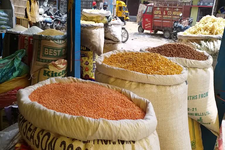 Ration price increases due to lockdown in Patna