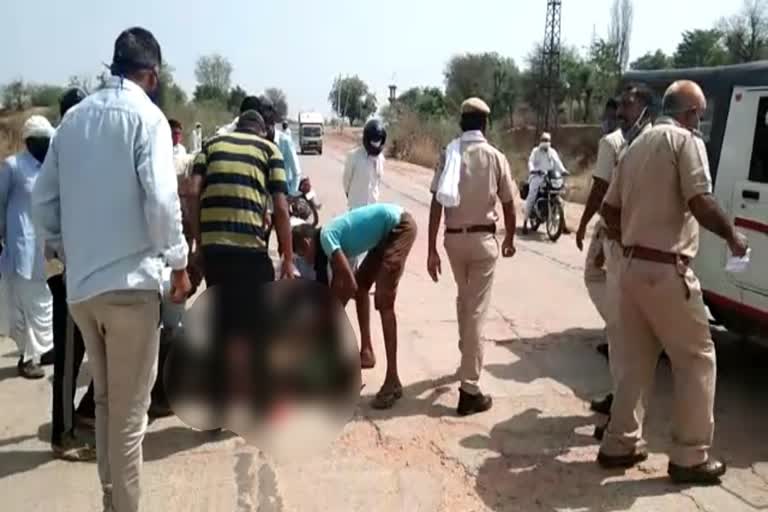 Dumper crushed a sick person in Dausa, दौसा में बीमार व्यक्ति को डंपर ने कुचला