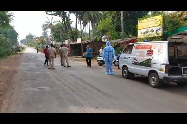 corona-infected-grandfather-not-get-up-to-ambulance