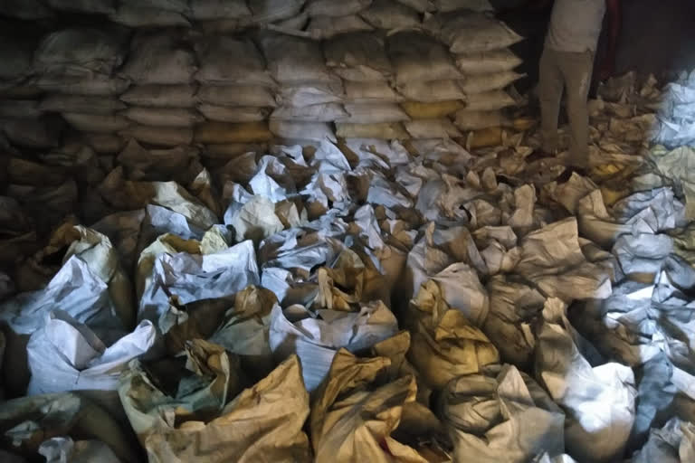 panipat police raid in fake manure factory