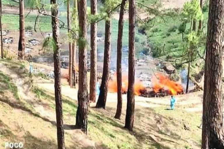 Several dead body burning at Bhaisoda Farm cremation ghat