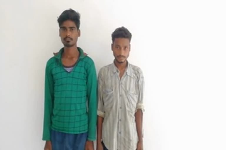 two-naxalite-arrested-in-sukma