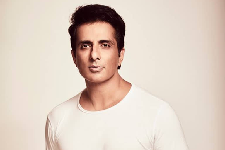 sonu sood oxygen toll free number