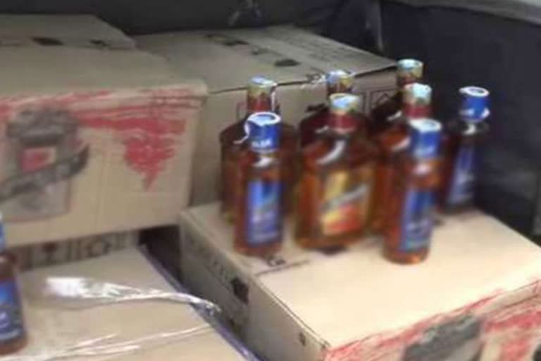 Faridabad Crime Branch illegal liquor