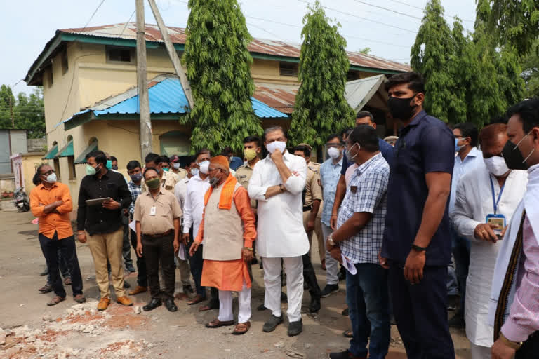 Guardian Minister Sunil Kedar ,  Sunil Kedar visited burnt registrar office aarvi ,  registrar office aarvi ,  निबंधक कार्यालय आर्वी ,  आर्वीत निबंधक कार्यालयाला आग