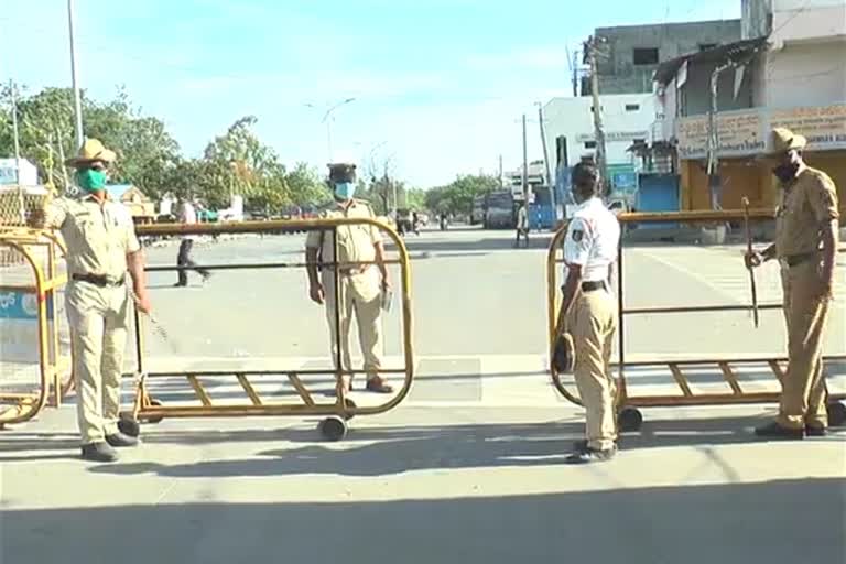 Complete Lockdown imposed in Raichuru