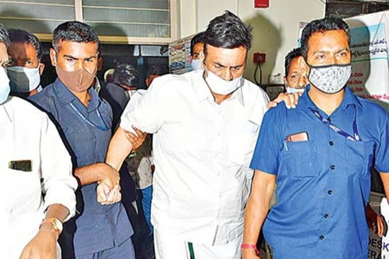 mp-raghuramakrishna-in-gunturu-jail