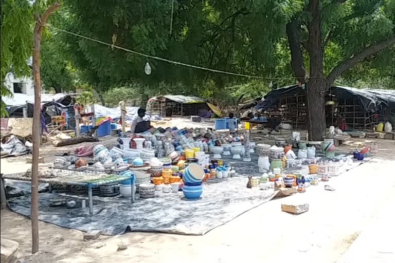 Shop on the sidewalk