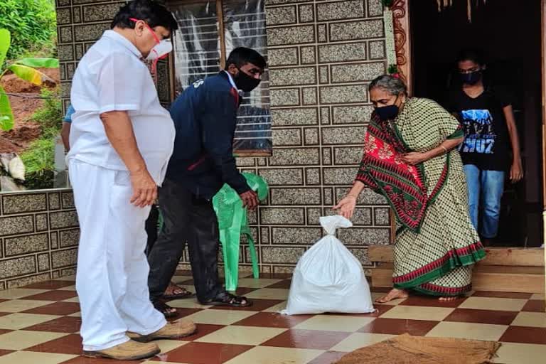 mla-aarag-jnanendra-distributed-food-kits