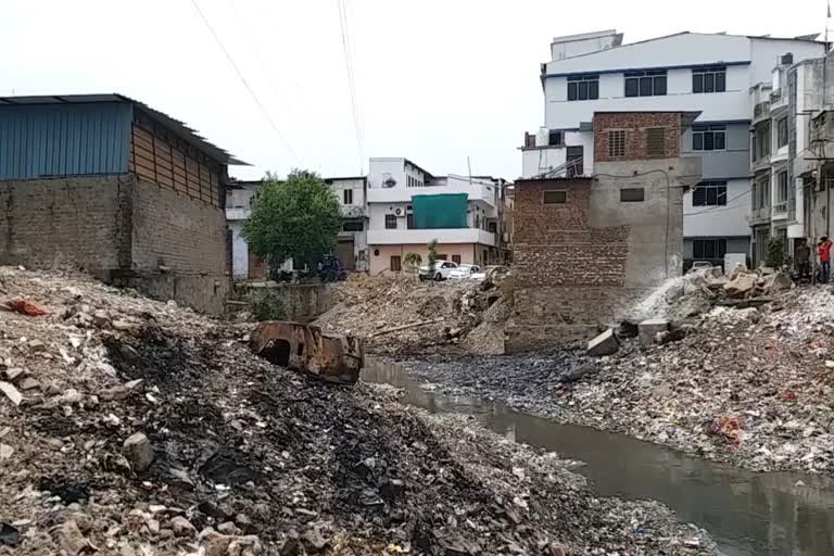 kartarpura sewer,  encroachment on kartarpura sewer land