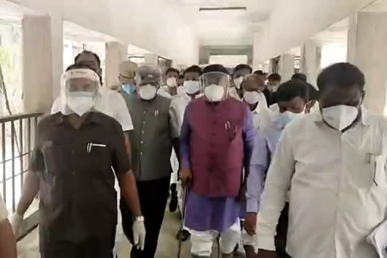 Minister Murgesh Nirani Visited Shahbad ESI Hospital