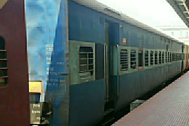 Surat-Hatia-Surat Summer Special train to run from Madhupur