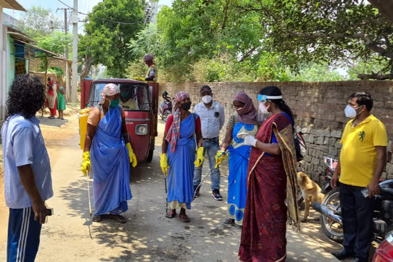 mayor asha lakra inspected cleanliness and sanitization work in ranchi