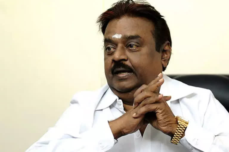 DMDK Founder Vijayakanth admitted to hospital  വിജയകാന്ത് ആശുപത്രിയില്‍  വിജയകാന്ത് വാര്‍ത്തകള്‍  വിജയകാന്ത് ആരോഗ്യം  വിജയകാന്ത് സിനിമകള്‍  Vijayakanth admitted to hospital  Vijayakanth admitted to hospital news  DMDK Founder Vijayakanth  DMDK Founder Vijayakanth news