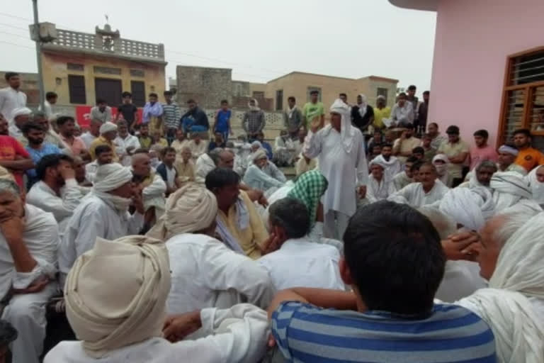 In this village of Hisar, panchayat decided to boycott lockdown