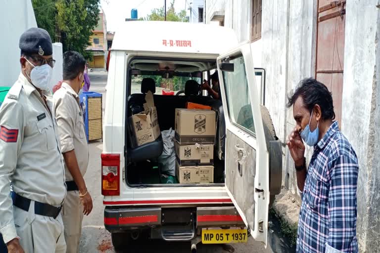 Seized liquor worth 80 thousand