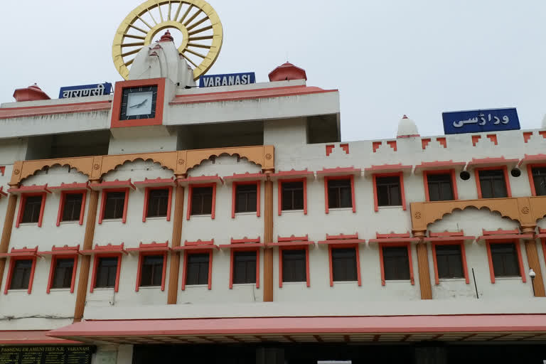 Error in Urdu board for the second time at Varanasi railway station