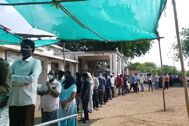 line for vaccination in Amravati