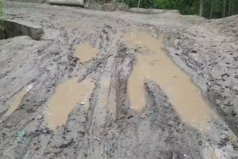 Damaged road