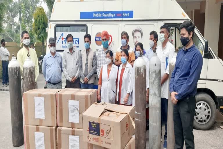 health-equipment-sent-through-mobile-service-ambulance-reached-dehra-hospital