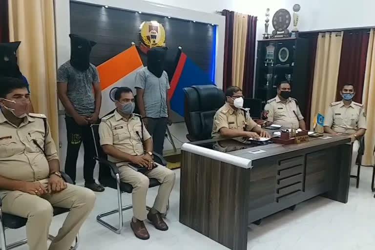 Three criminals arrested in robbery case from businessman in Deoghar