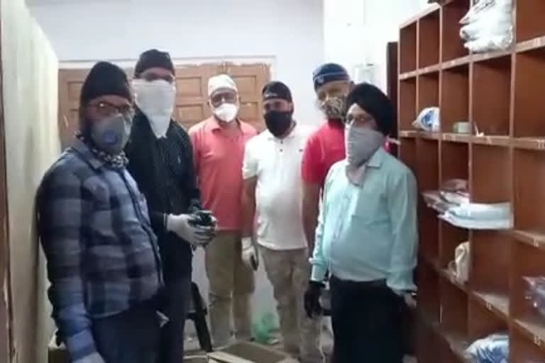 सिख समाज कम मूल्य पर दिलवा रहे कोरोना उपकरण, Sikh society giving corona equipment at low cost