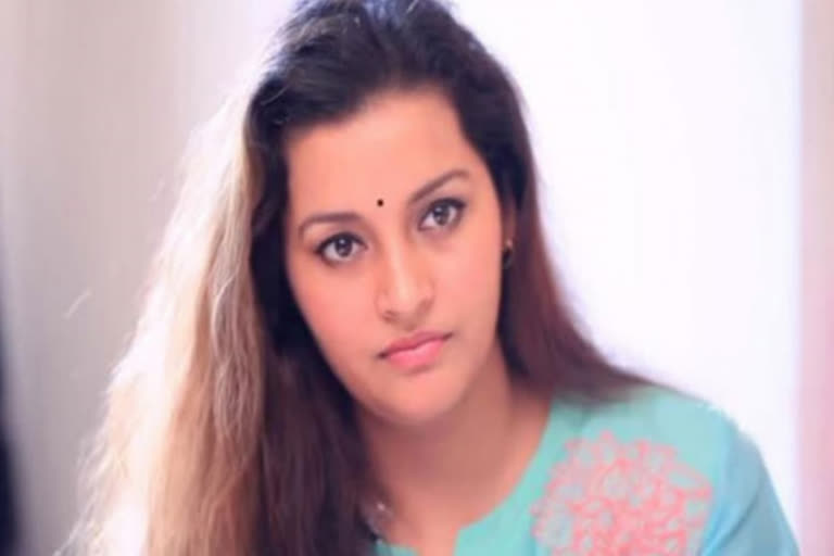 Renu Desai