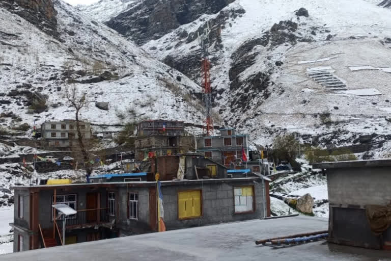 snowfall-in-rohtang-increased-due-to-cold