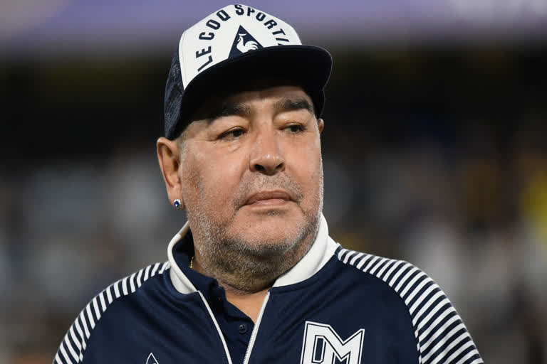 Maradona's personal doctor to face up to 25 years in prison