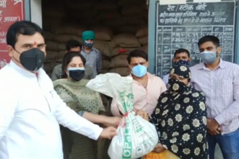 free ration distribution through tokens in ghaziabad