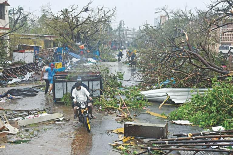 புயல்களின் போது இழப்புகளைத் தவிர்க்க அதிக கவனம் செலுத்த வேண்டும்