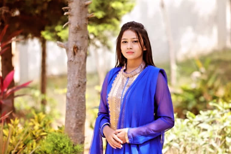 Interesting facts about Kannadathi serial actor Mohira acharya