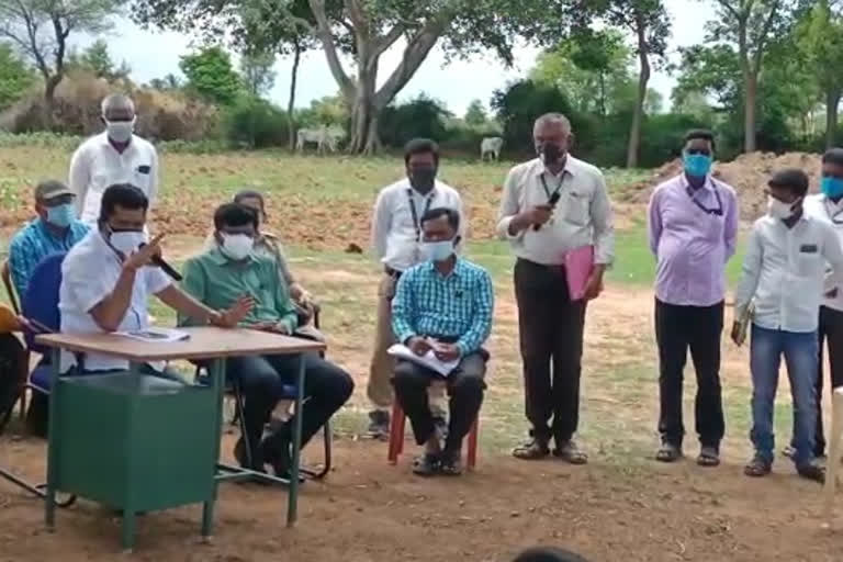 corona free village, Prize for corona free village, Prize for corona free village of Gundlupet taluk, MLA Niranjan Kumar, MLA Niranjan Kumar news, ಕೊರೊನಾ ಮುಕ್ತ ಗ್ರಾಪಂ, ಗುಂಡ್ಲುಪೇಟೆ ತಾಲೂಕಿನ ಕೊರೊನಾ ಮುಕ್ತ ಗ್ರಾಪಂಗೆ ಬಹುಮಾನ, ಶಾಸಕ ನಿರಂಜನ ಕುಮಾರ್, ಶಾಸಕ ನಿರಂಜನ ಕುಮಾರ್ ಸುದ್ದಿ,