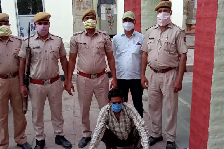 rajasthan news,  Smuggler arrested with cannabis