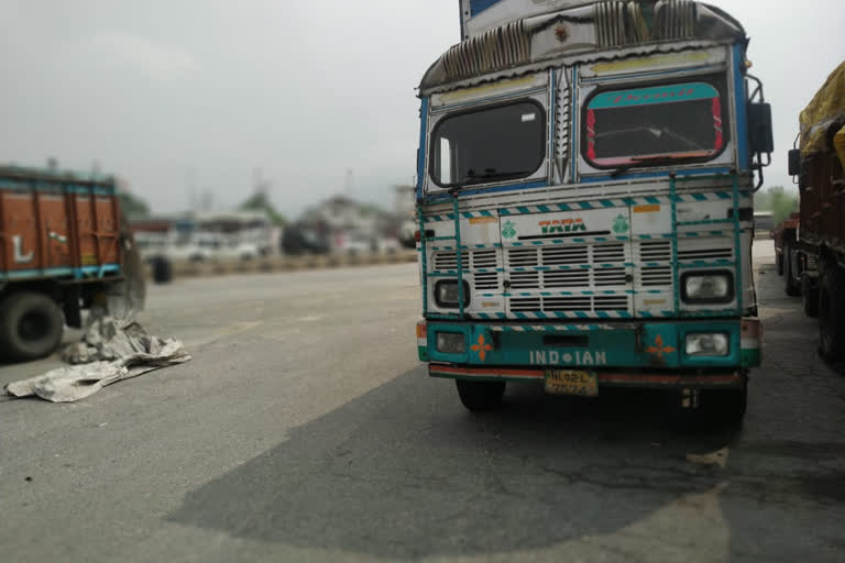 Hazaribag police seized illegal coal loaded truck and sent driver to jail