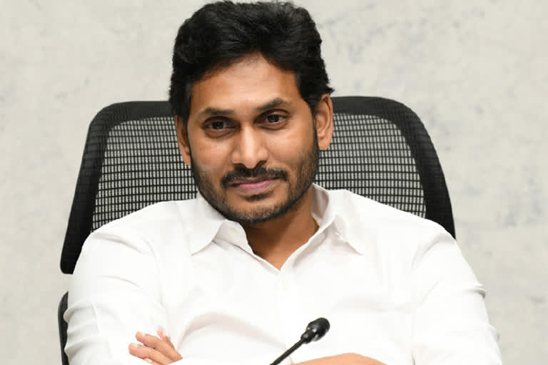 jagan mohan reddy  andhra pradesh CM letter to Modi  jagan mohan reddy letter to modi  india's vaccination policy  covid vaccination  ആന്ധ്രാ മുഖ്യമന്ത്രി  വാക്‌സിൻ വിതരണം  സ്വകാര്യ ആശുപത്രികൾക്ക് വാക്‌സിൻ നേരിട്ട് വാങ്ങാൻ അനുമതി